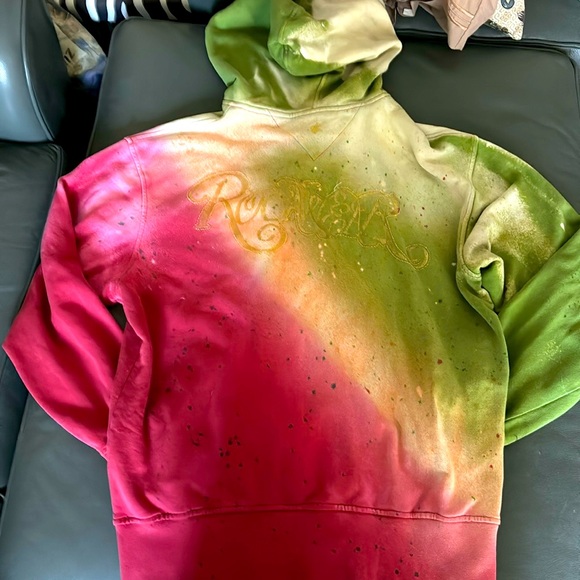 Roca wear zip up hoodie - Picture 2 of 4